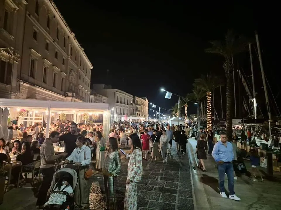Centro Storico Mare Fuori Villa Brindisi Italy